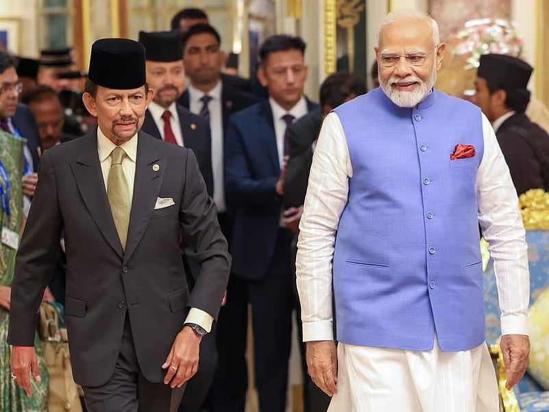 @Outlook India : PM and Bruneis Sultan